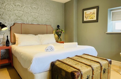 Sydling St Nicholas Hotel | Greyhound Inn
