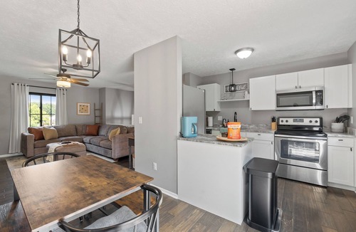 Kenton House | Happy Haven/Room for Everyone - Even the Pets!/3 BD 1.5 BATH