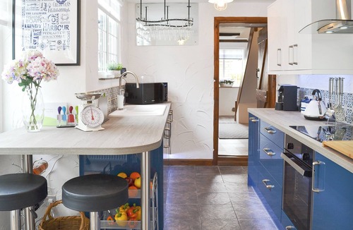 Hele Cottage | Harbour Hideaway circa 1750