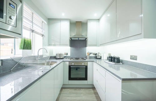 Reading House | Headley House