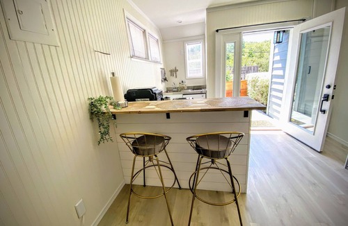 Geyserville Apartment | Healdsburg Studio - Immaculate Brand New!