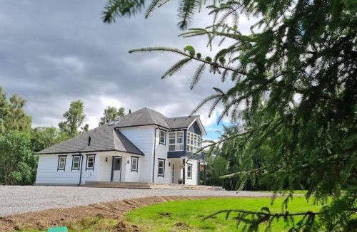 Bunloit Villa | Heath House Loch Ness