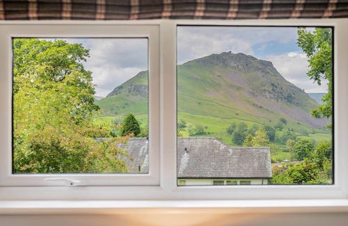 Grasmere House | Helm View - Grasmere, Sleeps 10 with Hot Tub!