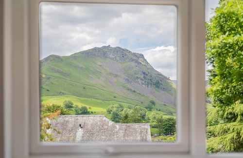 Grasmere House | Helm View - Grasmere, Sleeps 10 with Hot Tub!
