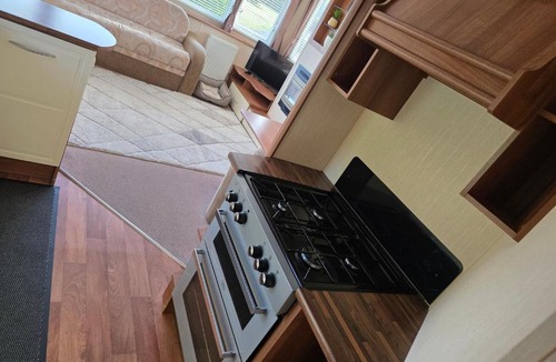 Johnston Ski Chalet | High View