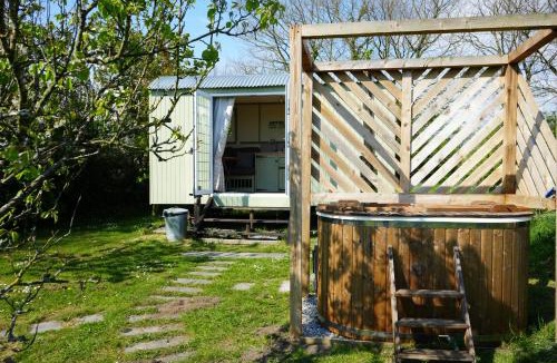 Kilgetty Apartment | Hillcrest Hut