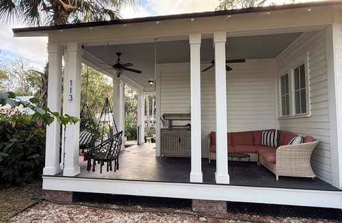 Duckpond House | Historic Duckpond Home Walk to Downtown & UF 3BDR
