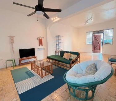 Manati Apartment | Historic home in Manati