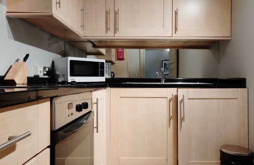 Bristol Old City Apartment | Historic two bed apartment in the City Centre