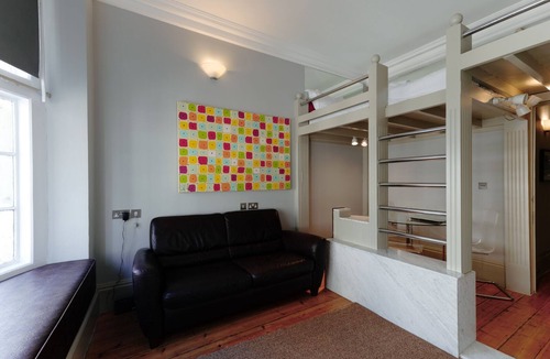 Bristol Old City Apartment | Historic two bed apartment in the City Centre