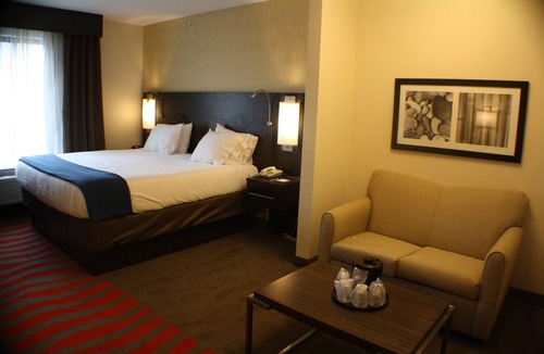 Derrick City Hotel | Holiday Inn Express Bradford by IHG