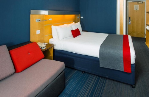 Hemel Hempstead Hotel | Holiday Inn Express Hemel Hempstead by IHG