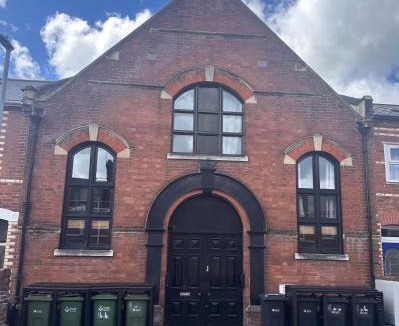 Exeter Apartment | Holy Place 42