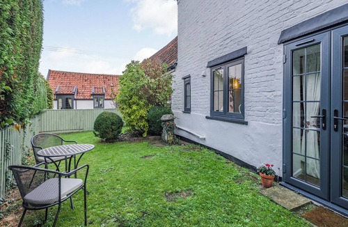 Weston-super-Mare Cottage | Horseshoe Cottage-UK37360