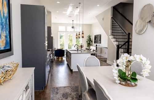South Central Houston House | Houston Lux Townhome