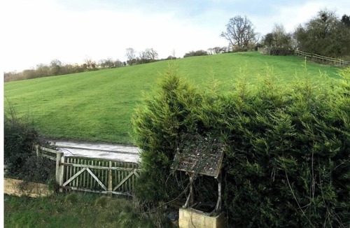 Cow Honeybourne House | Idyllic Retreat in The Cotswolds