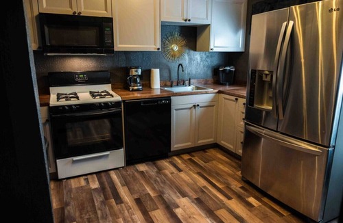 Massillon Apartment | Ironworks Inn - Massillon