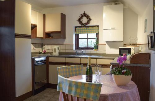 Dinas Cross House | Jemima's Cottage