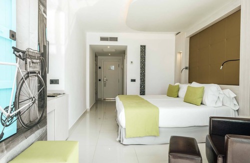 Figueretas Resort | Joy Upper Level terrace room at the Ibiza Twiins