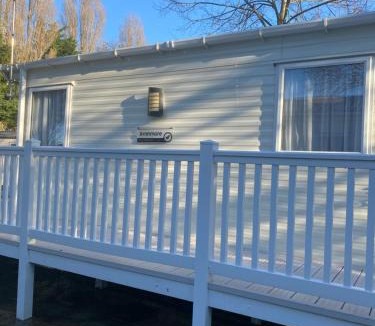 Clacton-on-Sea Resort | Kellys Holiday Homes 24 Willerby 2 bedrooms caravan
