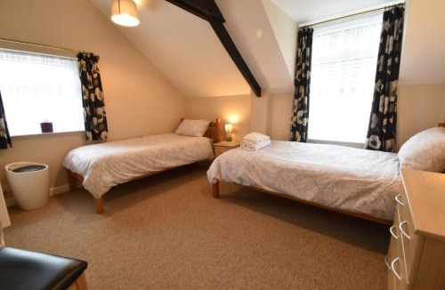 Whitland House | Kingfisher