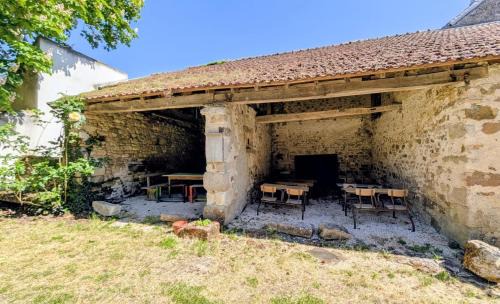 Lussac-Les-Eglises House | La mesou