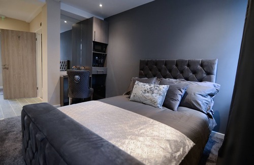 Theatreland Birmingham House | Ladywell House