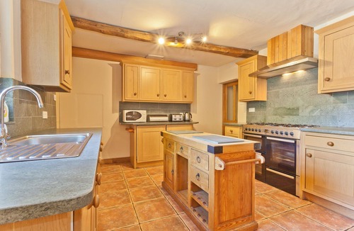 Coniston Cottage | Lake District village cottage sleeping 16 guests in 8 bedrooms with 3 hot tubs