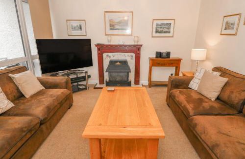 Bowness-on-Windermere House | Lake House Bowness