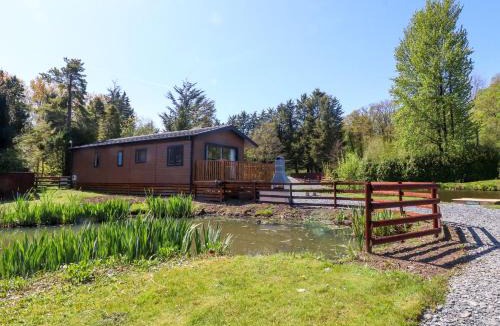 Knott End-on-Sea House | Lakeside Lodge