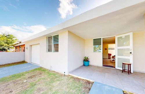 3ra Seccion House | Large 3bdrm Beachhouse Punta Salinas- 15 min from San Juan