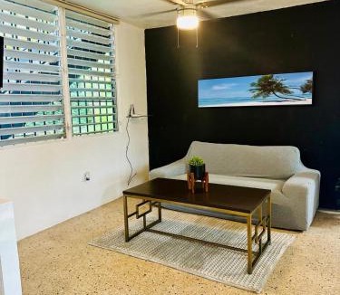 Minillas House | Large 5 Bedrooms Home in Bayamon Puerto Rico