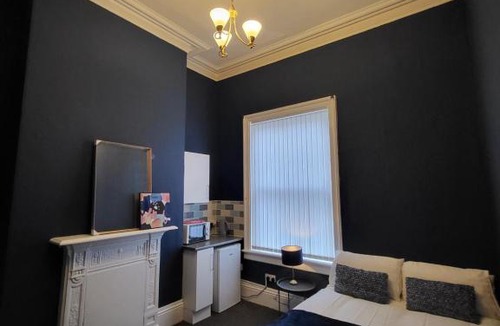 Bordesley Apartment | Large Digbeth Double Room Shared Bathroom