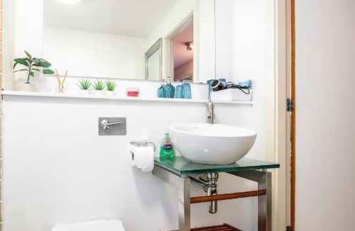 Castlefield Apartment | Large modern 2 bedroom flat in iconic Castlefield