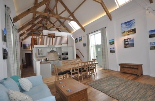 Lyme Regis Cottage | LEYS AT VALLEY VIEW FARM, family friendly, with open fire in Uplyme