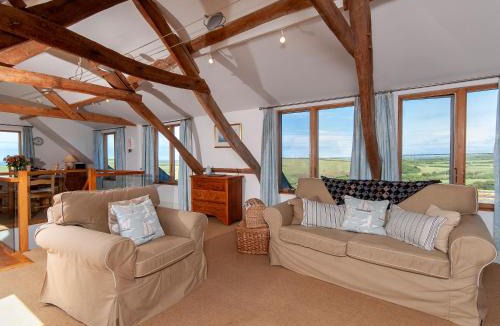 Goodwick House | Lighthouse Watch