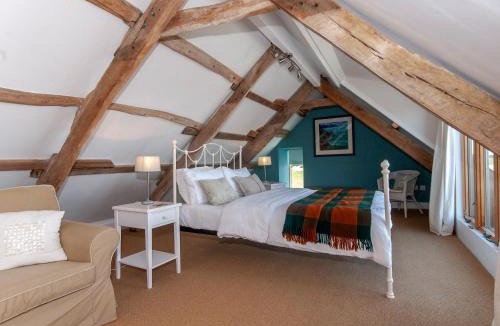 Goodwick House | Lighthouse Watch