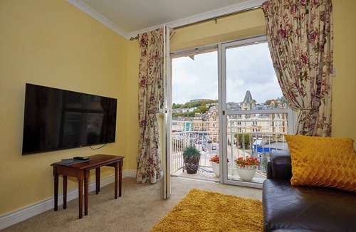 Oban Apartment | Little Bay View