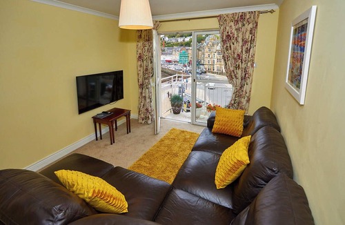Oban Apartment | Little Bay View