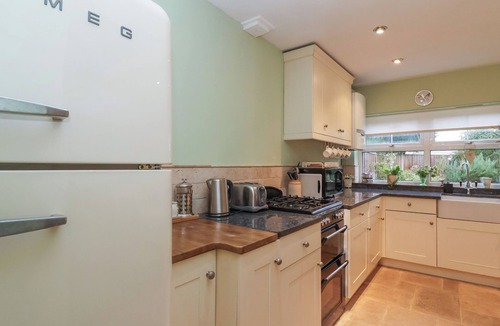 Upton St. Leonards Cottage | Little Noo