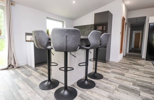 Wennington Cabin | Lodge 4 Box Tree, Kirkby Lonsdale