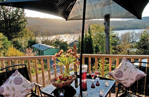 Low Newton Ski Chalet | Lodge with one king-size double with TV.