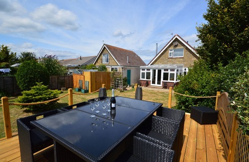 Bembridge Cottage | Long Ledge - a house that sleeps 6 guests in 3 bedrooms