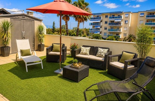 La Pineda Apartment | LOS RISCOS