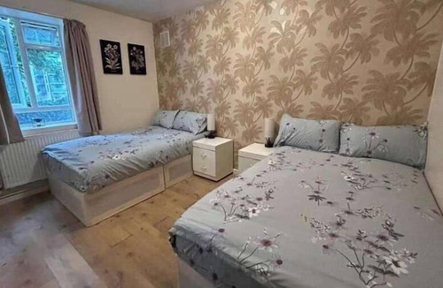 Woodberry Down Apartment | Lovely 3 Bedroom Flat Near Finsbury Park