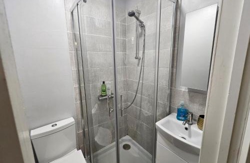 Reading House | Lovely studio flat