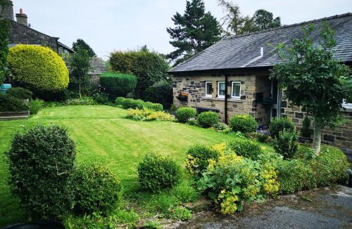 Oakworth House | Lower Cross