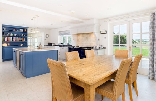 Tiddington House | Luxurious Riverside 4Bed Family Home, Tiddington - Pass The Keys