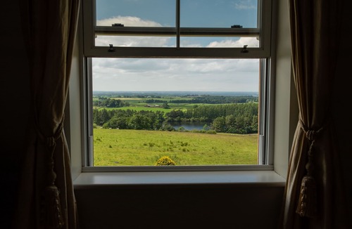 Castle Carrock Cottage | Luxury cottage with stunning views, hot tub and 2 dogs welcome
