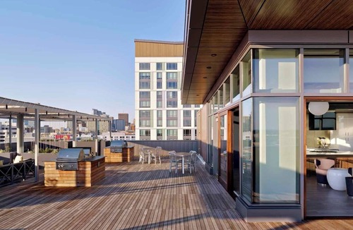 Shawmut Apartment | Luxury King Apartment - 2 Bedroom, Amazing Views - South End Boston